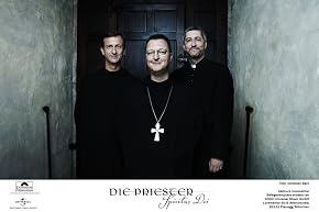 Bilder von Die Priester