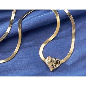 Black Hills Gold� Gold Heart Pendant