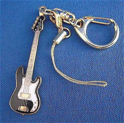 フェンダー・プレシジョン ベース 黒 キーホルダー(携帯ストラップ付) Fender Bass Keychain