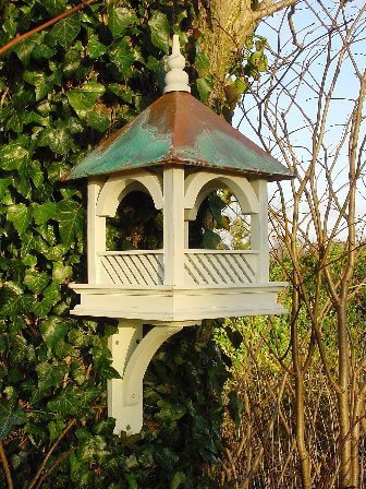 Large Bempton Bird Table