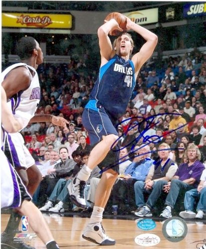 Dirk Nowitzki Autographed/Hand Signed 8x10 Photo (Dallas Mavericks) JSA Image #5