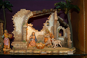 5 Inch Lighted Fontanini Stone Nativity w/Palm 50621
