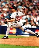 Autographed/Hand Signed Greg Maddux Atlanta Braves 8x10 Photo