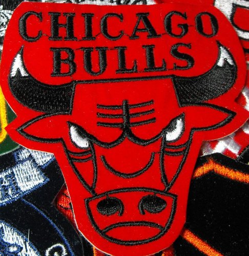 Chicago Bulls Basketball Jacket Patch (Red)