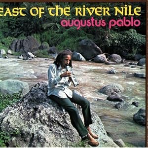 [Image: 61dg%2BZFxGyL._SL500_AA300_.jpg]