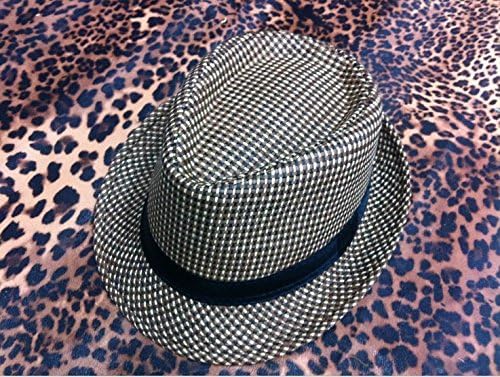 In summer the elderly tricolor grass hat outdoor leisure breathable British jazz hat cap visor