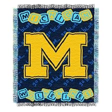 Michigan Wolverines 36x46 Woven
