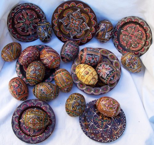 Best Cheap 3 Ukrainian wooden Hand made Hand painted Pysanka Eggs