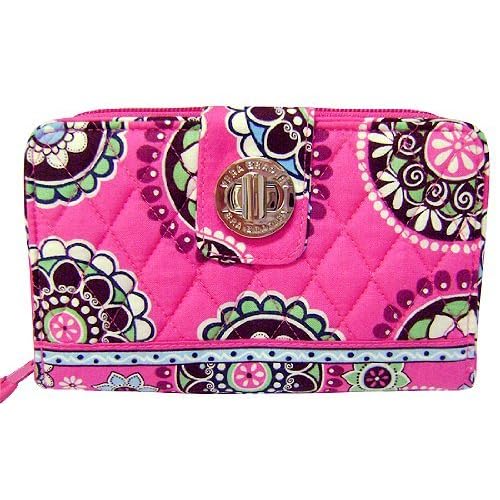 Vera Bradley Cupcakes Pink Turn Lock Clutch Wallet Vera Bradley Cupcakes Pink Turn Lock Clutch Wallet