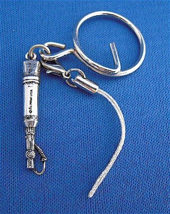 ノイマン U 67/87 マイク キーホルダー（携帯ストラップ付） Neumann U 67/87 Microphone Silver Keychain