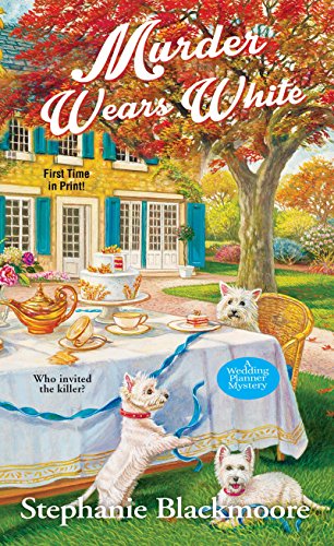 Murder Wears White (A Wedding Planner Mystery)