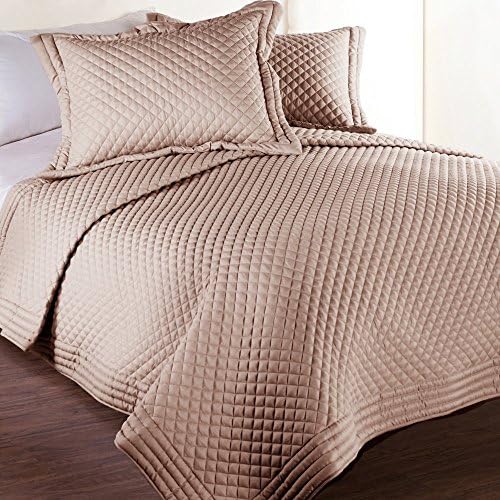 Microfiber Stain- and Water-Resistant Diamond Quilt by Lotus Home