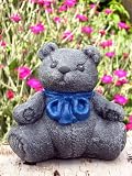 Eigenschaften Tiefes Kunsthandwerk GbR  / Tierfigur Steinfiugr Teddy Bär mit Schleife schiefergrau
