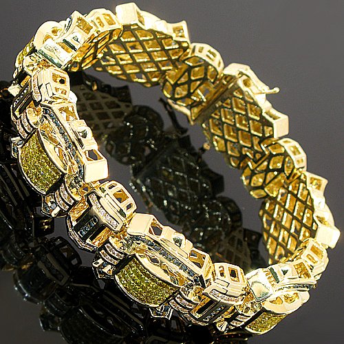 14K Yellow Gold Mens Diamond Bracelet  Yellow 