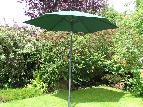 Childrens Toyshop  Outdoor Living : 2.7M GREEN POLYESTER STEEL POWDER COATED GARDEN FURNITURE PARASOL WITH CRANK