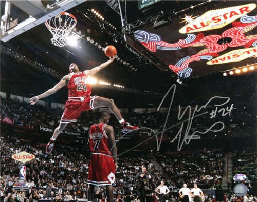 Tyrus Thomas Chicago Bulls - Slam Dunk Contest - Autographed 16x20 Photograph