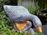 Eigenschaften Tiefes Kunsthandwerk GbR  / Gans fressend schiefergrau