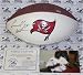 Carnell Williams Autographed/Hand Signed Tampa Bay Buccaneers Fotoball Football