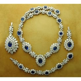 Platinum Sapphire and Diamond Necklace VAN CLEEF & ARPELS Platinum Sapphire and Diamond Necklace VAN CLEEF & ARPELS