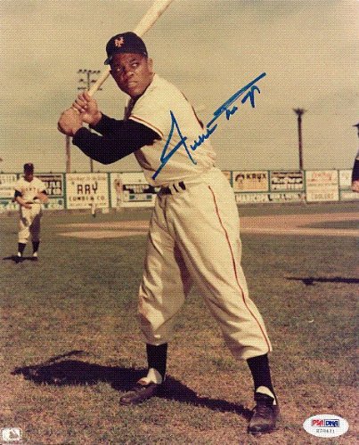 Willie Mays Autographed/Hand Signed San Francisco Giants 8x10 Photo