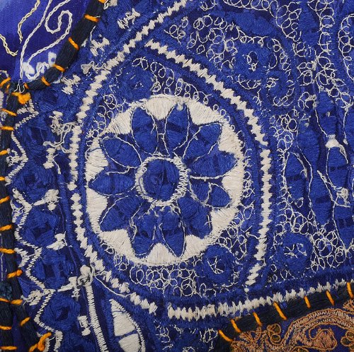 Imagen 3 de Cubierta hecha a mano Cojín de algodón bordado conjunto con el trabajo Patch Tamaño 16 x 16 pulgadas Juego de 2 piezas