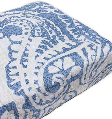 Cynthia Rowley Cotton 3 Piece Full / Queen Quilt Set Reversible Blue and Ivory Damask Paisley Scroll Medallion Quilted Bedding