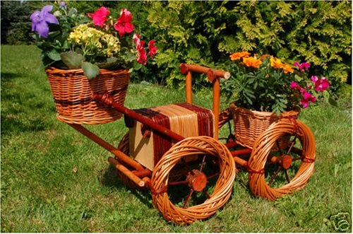 Bagger, Traktor aus Korbgeflecht, Rattan, Weidenkörbe, bepflanzen möglich, Pflanzkorb, Blumentopf, Blumentöpfe, Pflanzkübel, Pflanztrog, Pflanzgefäß, Pflanzschale, Pflanzkasten, Übertopf