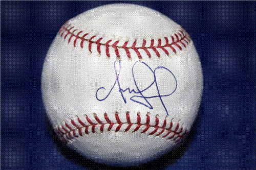 Omar Vizquel Autographed/Hand Signed Rawlings Official MLB Baseball