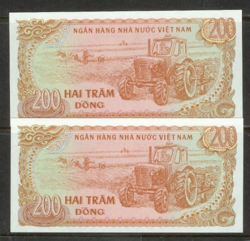 2 Consecutive Vientamese Dong in Cases UNC 200 DONG NOTE 1987