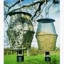 The Hive� Automatic Wildlife Feeder