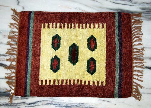 Imagen principal de Indian Designer Hand Woven Quality Chenille Carpet Rug Size 24 X 18 Inches