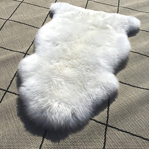 Rug Culture, Genuine Australian Sheepskin Rug, Single One Pelt Natural Ivory/White, Approx. (2.3ft. x 3.5ft).