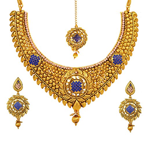 Graykart Meenakari Design MangTikka Set with Drop Earrings