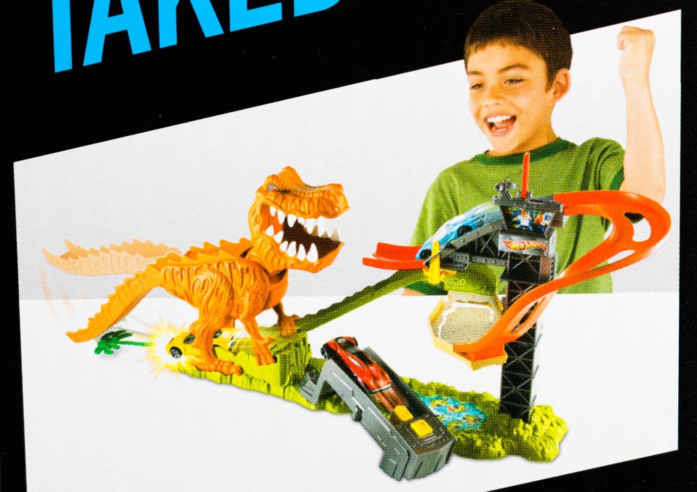 Hot Wheels TRex Takedown Playset With 18 Cars