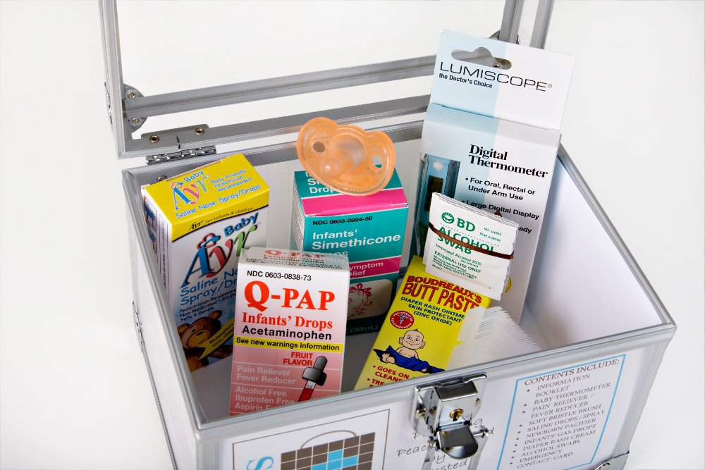 Amazon.com : Mom's Medicine Chest Newborn Kit : Baby Health And ... Amazon.com : Mom's Medicine Chest Newborn Kit : Baby Health And ...