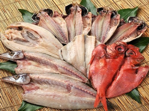 2012　父の日ギフト　食べる分だけ！個別真空パック済　送料無料（一部地域を除く）　坂弥のひもの【沼津ひもの本舗】　坂弥の干物ギフト駿河湾セット　4種9枚