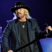 .38 Special - Donnie Van Zant - 38 Special  / photo credit - Carl Dunn