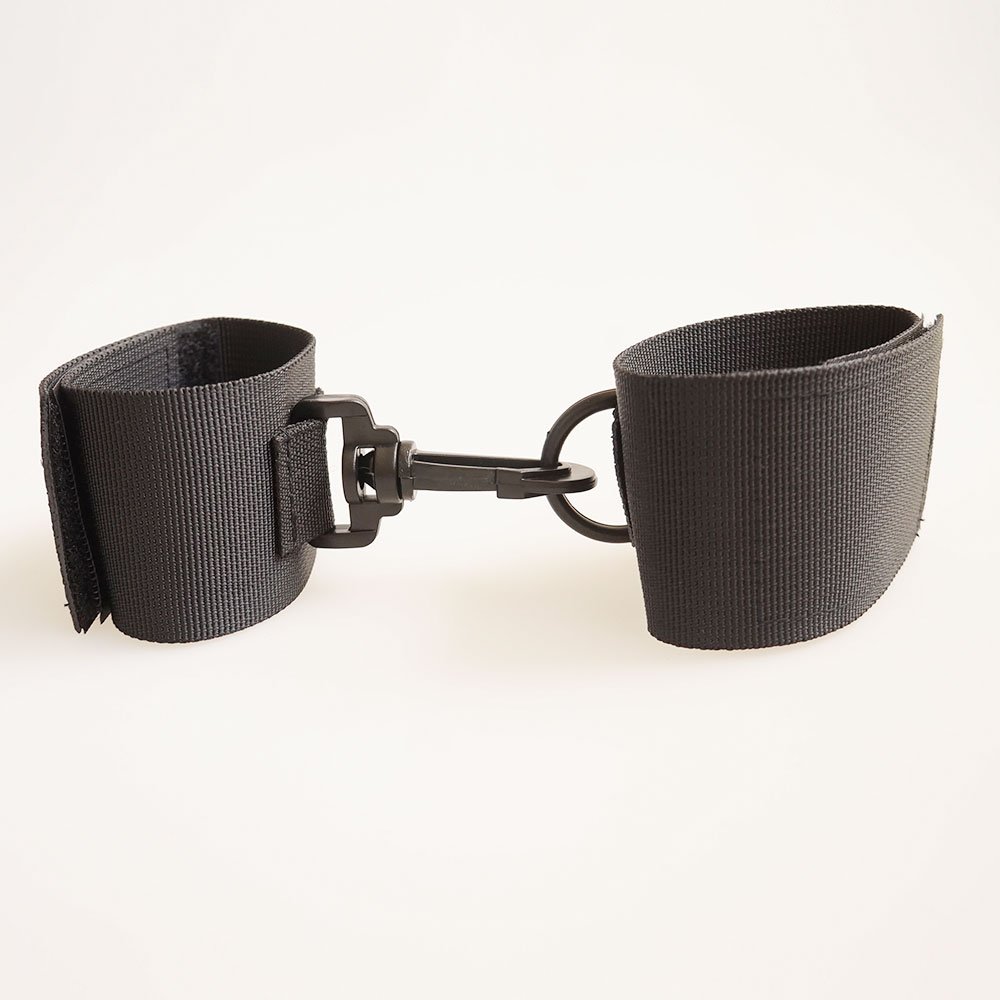 AD052 SMグッズ★SM拘束具★手枷 ラベル制