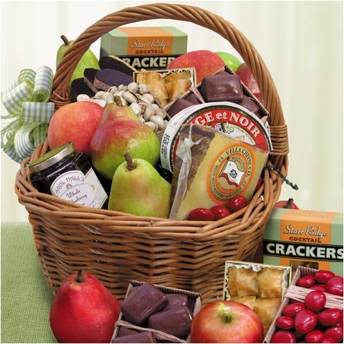 Banquet in a Basket by GotFruit.com