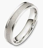 5mm 18 Karat White Gold Plain Wedding Band Ring
