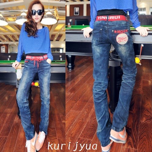 【4L】大きいサイズ ビッグワッペン付き美脚ジーンズ 調節可能ウエストリブ デニムパンツ L~5L