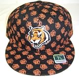 New! 7 5/8 Reebok NFL Cincinnati Bengals Black Multi-Logo Flat bill Fitted cap