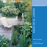 Agua en el jardin (Jardineria en Casa) (Spanish Edition)