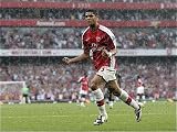 Jigsaw of Denilson celebrates scoring Arsenals 3rd goal from Arsenal FC
