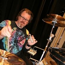 Pat Mastelotto
