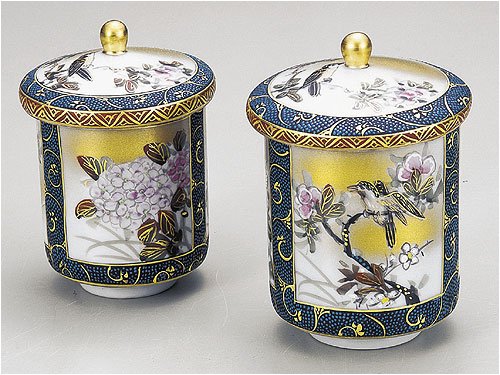 Cover image : 九谷焼 本金間取花鳥 夫婦湯呑みセット