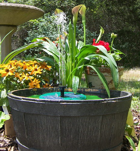 Smart Solar Aquatic Range Floating Lily Solar Fountain