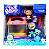 Hasbro Year 2007 Littlest Pet Shop "Fanciest" Series Portable Pets Bobble Head Figure Box Gift Set - Brown Mouse (#580) and Blue Turtle (#581) Plus "Canned Food", Plate with Cheesecake, Water Bottle Feeder and Cozy Carrier (65128)IMAGE