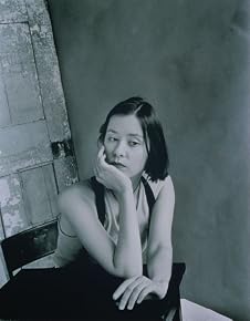 Image of Suzanne Vega