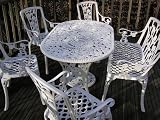 7pc Gloss White Cast Aluminium Garden Furniture Oval 140cm, 4 Armhairs, Bench & Parasol Base